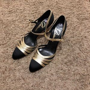 Delman heels! Size 8 1/2 Black and Gold.